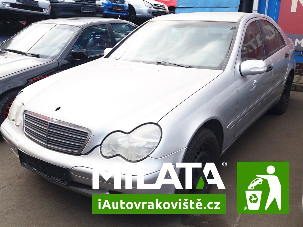 Mercedes_benz_C320_2000-autovrakoviste